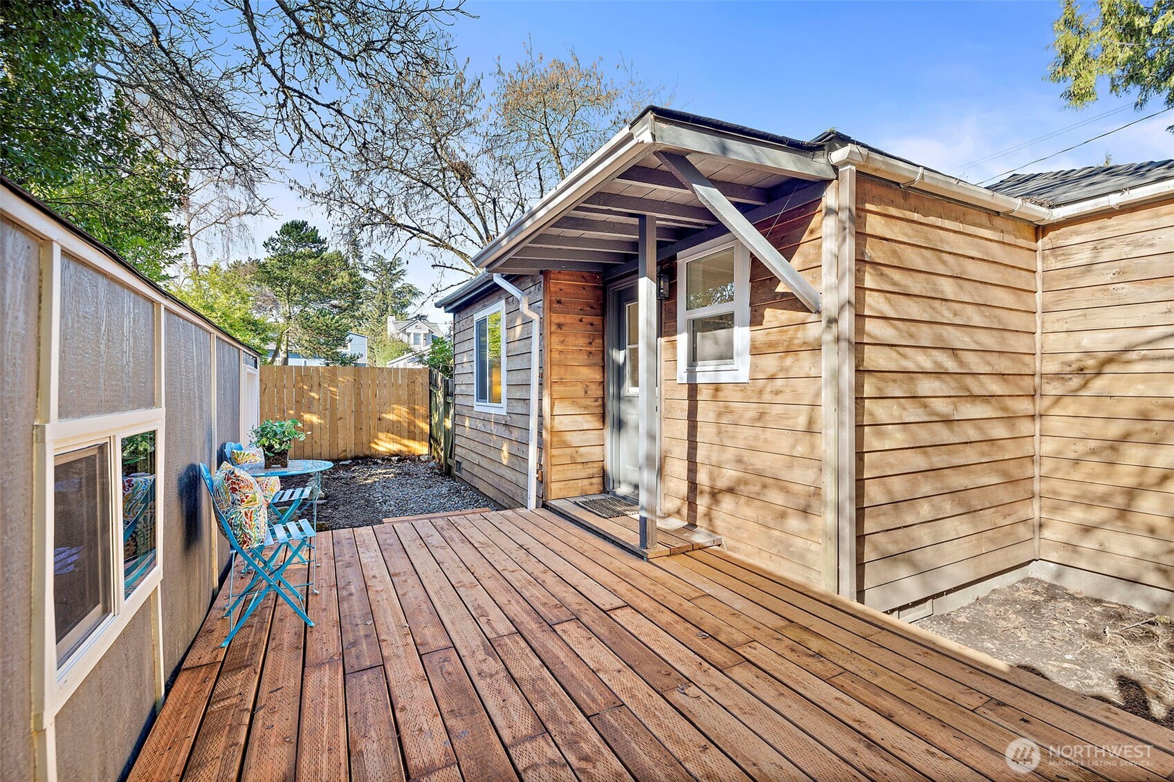 2311 N 88th St , Seattle, WA 98103