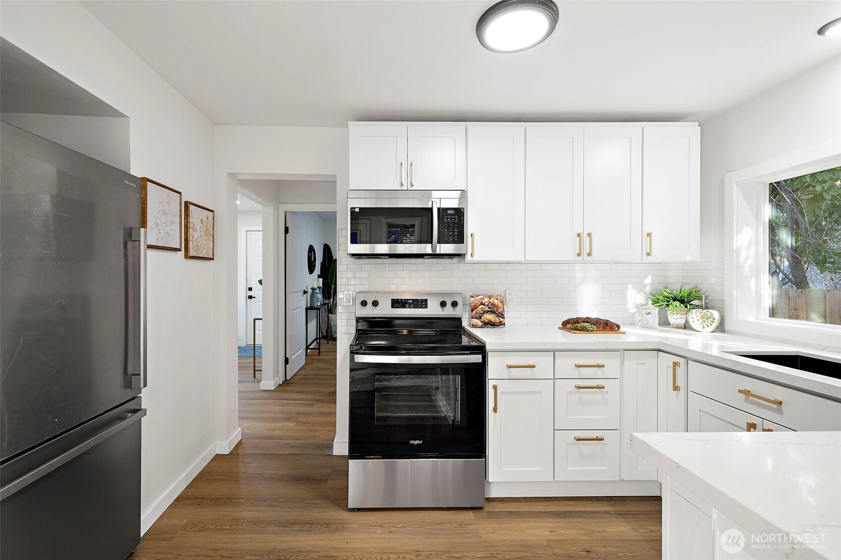 2311 N 88th St , Seattle, WA 98103