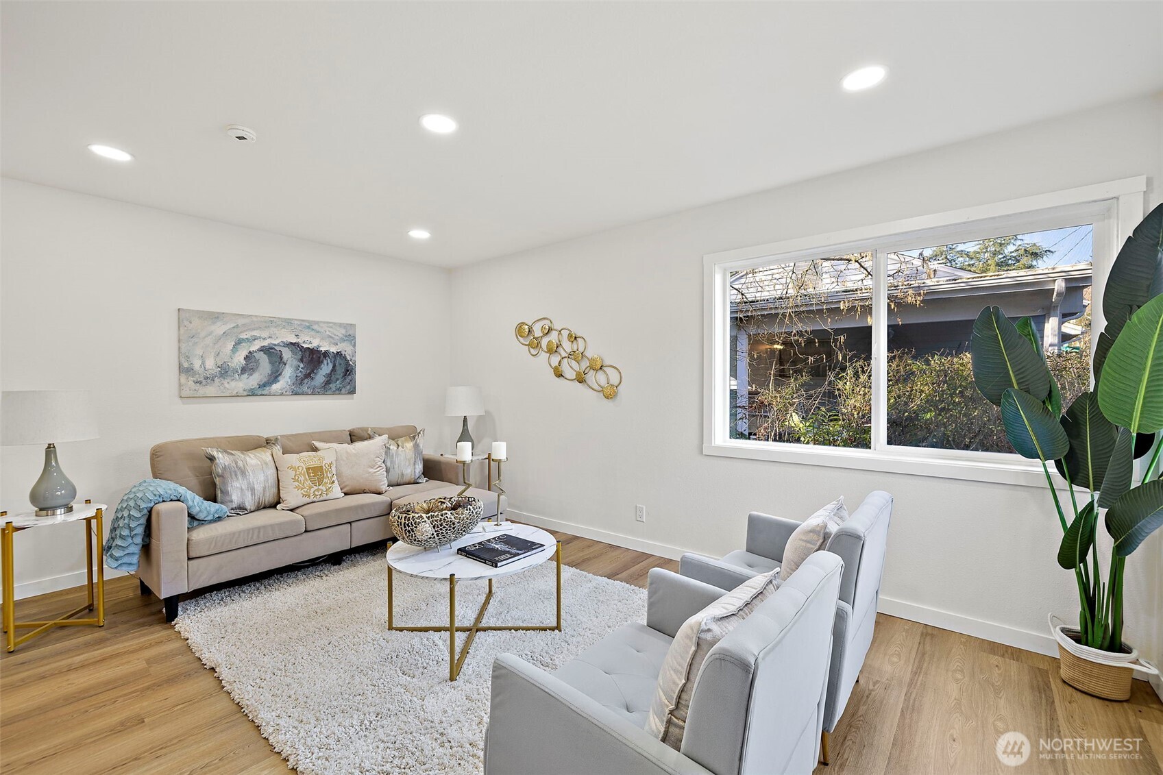 2311 N 88th St , Seattle, WA 98103