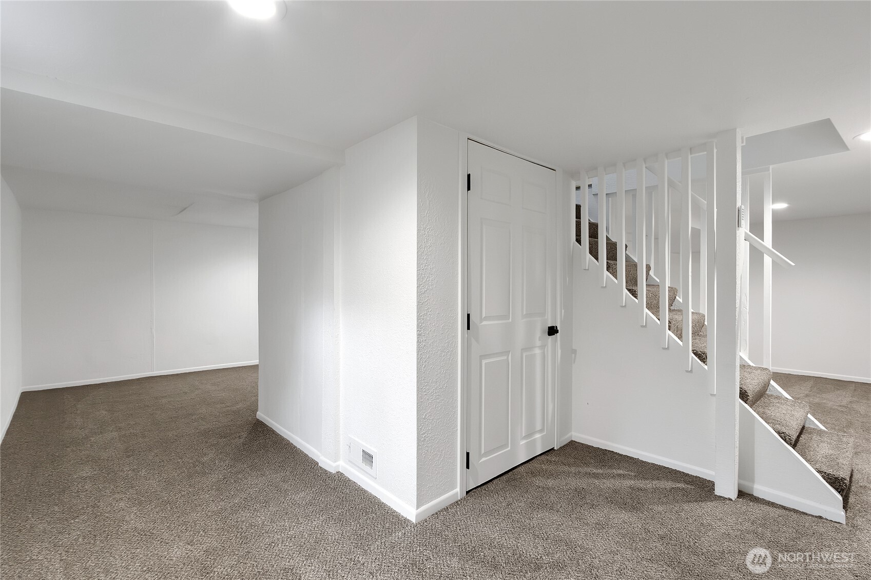 1316 SE 7th Street , Puyallup, WA 98372