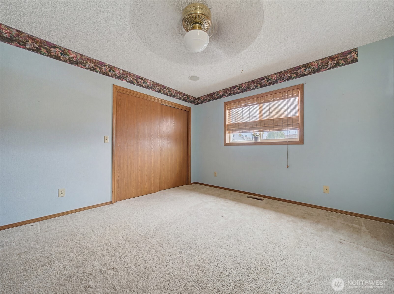 2238 S Crestmont Drive , Moses Lake, WA 98837