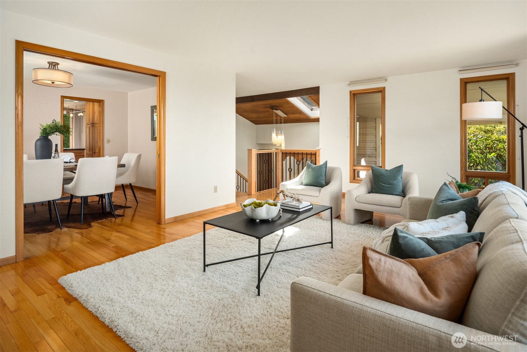 6114 104th Avenue NE, Kirkland, WA 98033