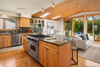 6114 104th Avenue NE, Kirkland, WA 98033 - Photo 5