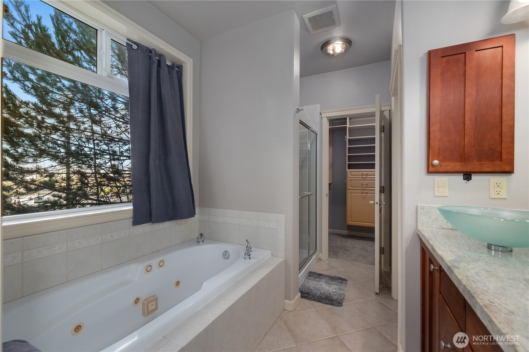 2440 S Steele Street #211, Tacoma, WA 98405