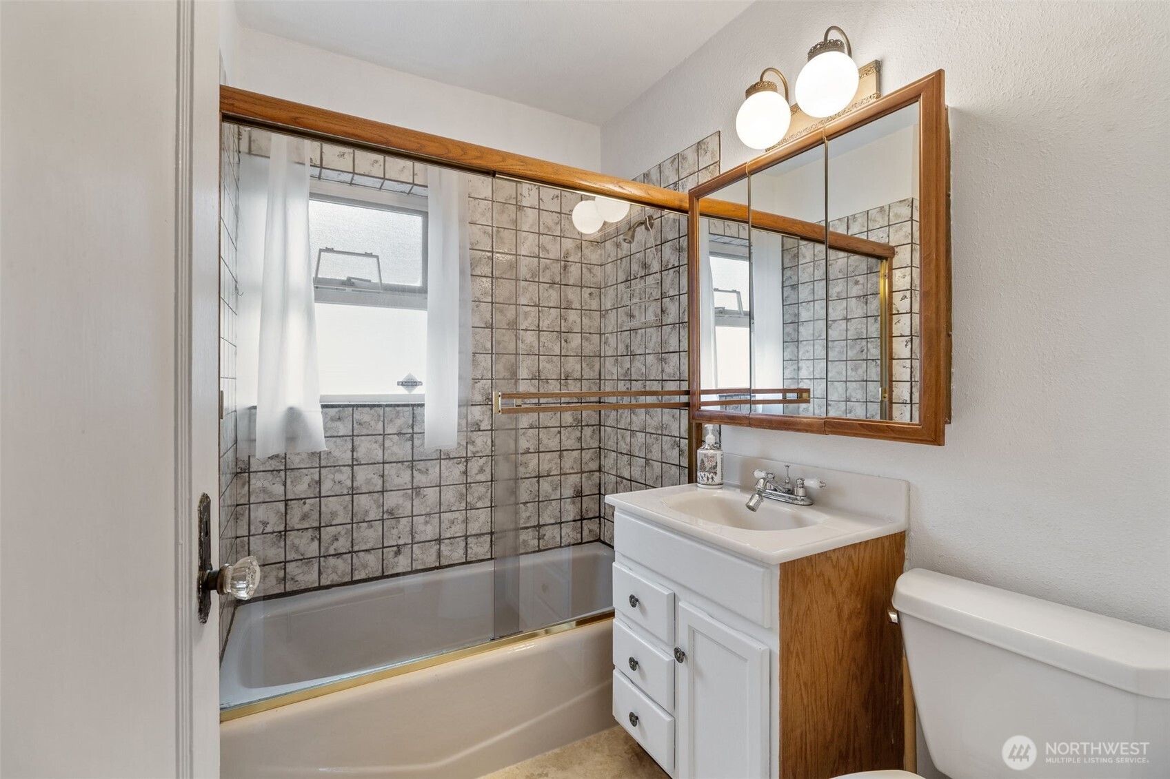 1922 8th Street , Marysville, WA 98270