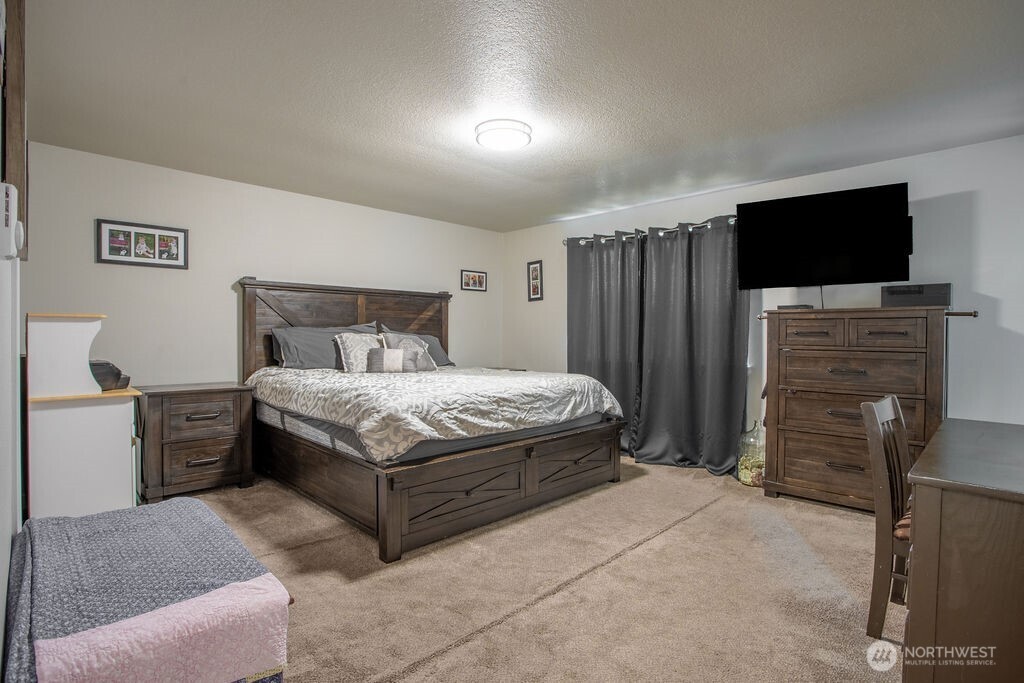 132 Quiet Acres Drive , Onalaska, WA 98570