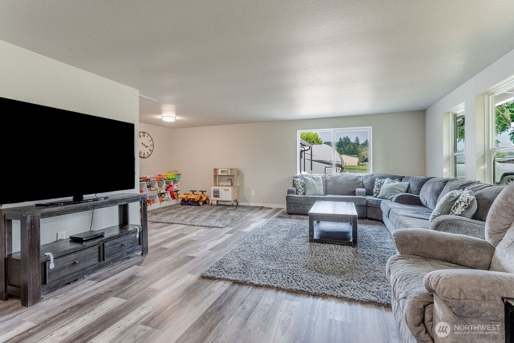 132 Quiet Acres Drive , Onalaska, WA 98570