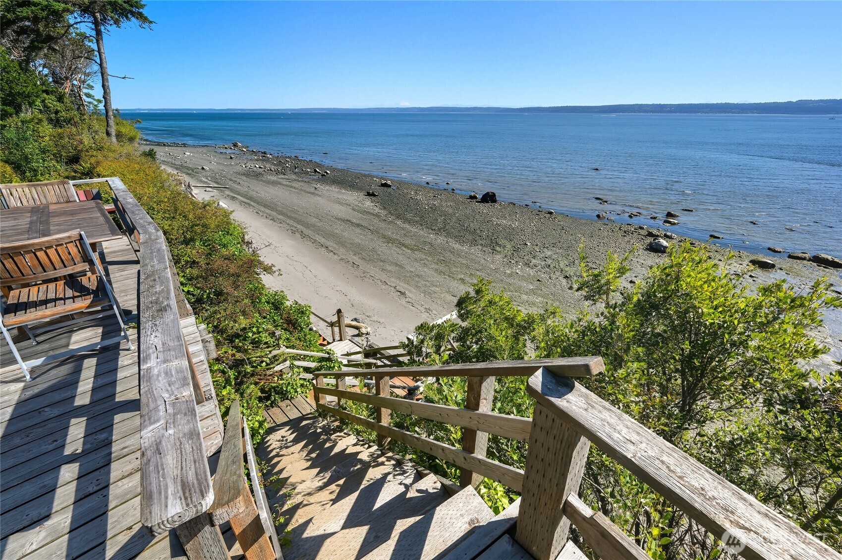 376 Schwartz Road , Nordland, WA 98358