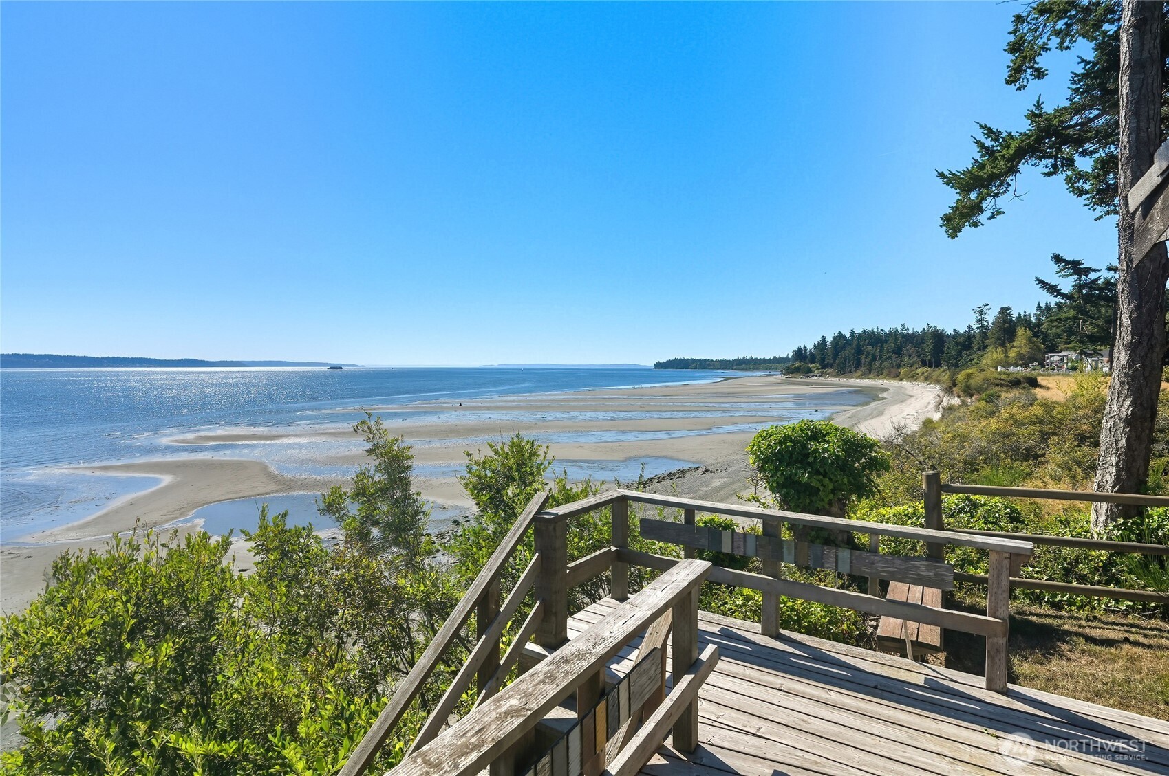 376 Schwartz Road , Nordland, WA 98358