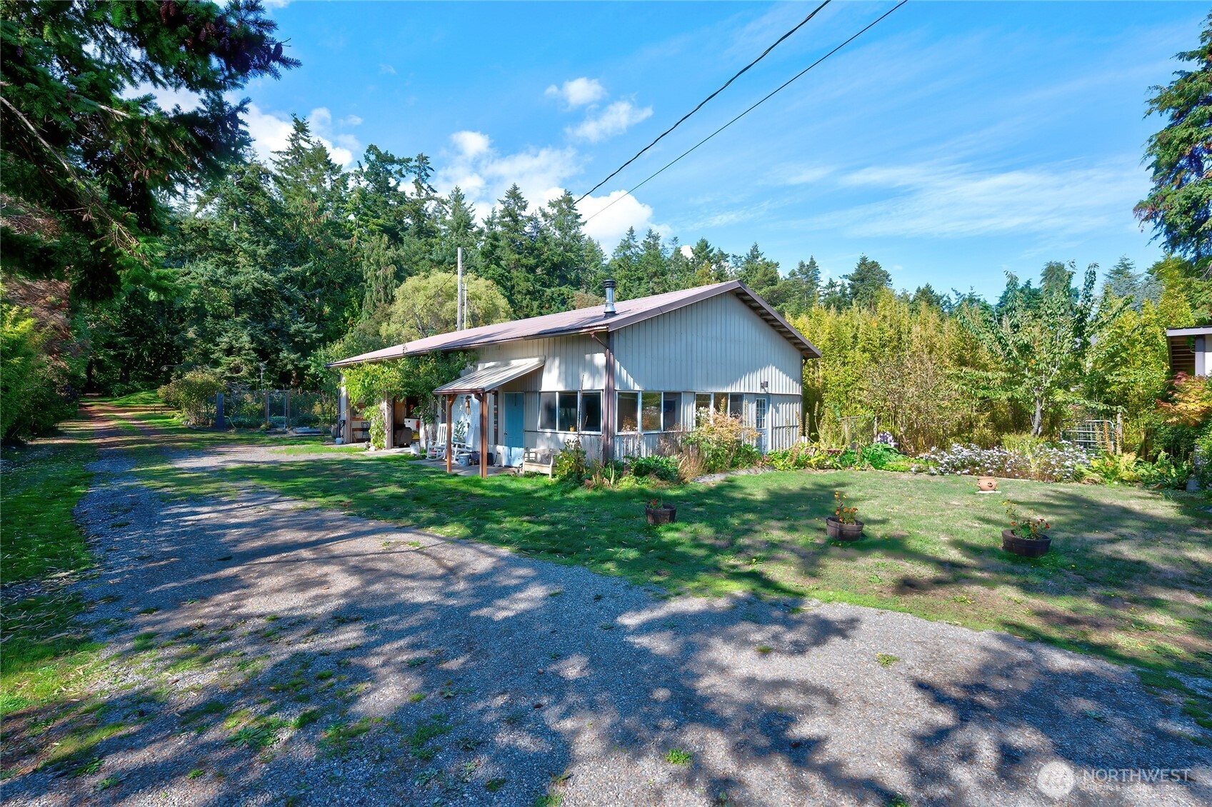 376 Schwartz Road , Nordland, WA 98358