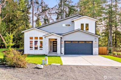 31 E Rhododendron Court , Union, WA 98592