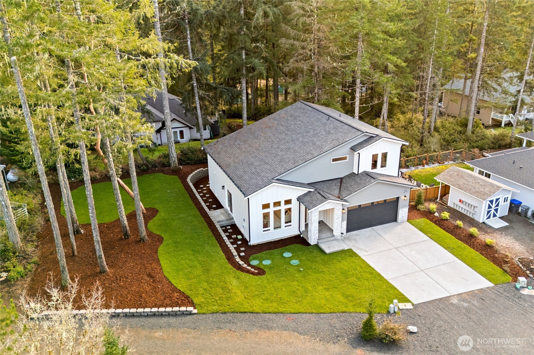 31 E Rhododendron Court , Union, WA 98592