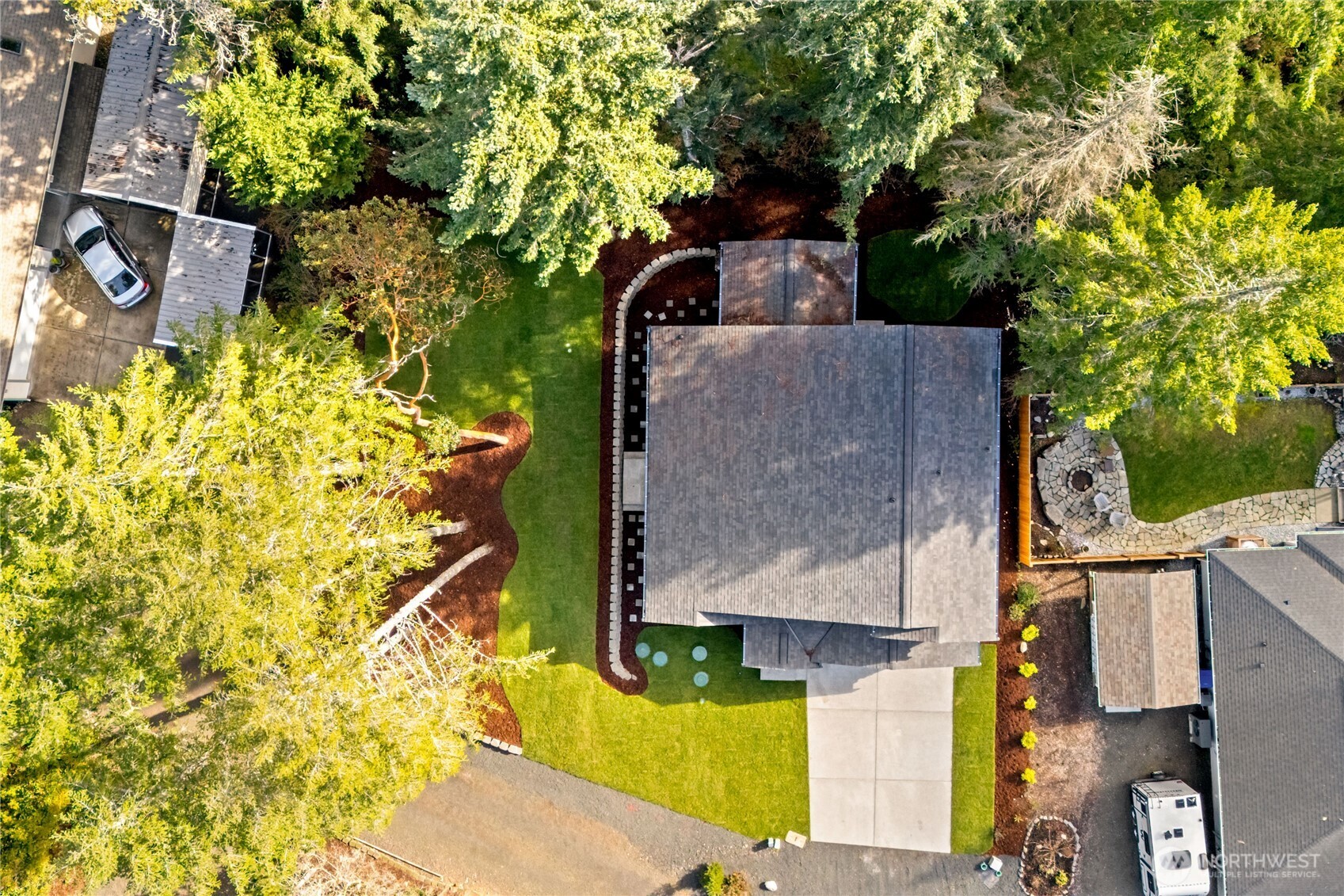 31 E Rhododendron Court , Union, WA 98592