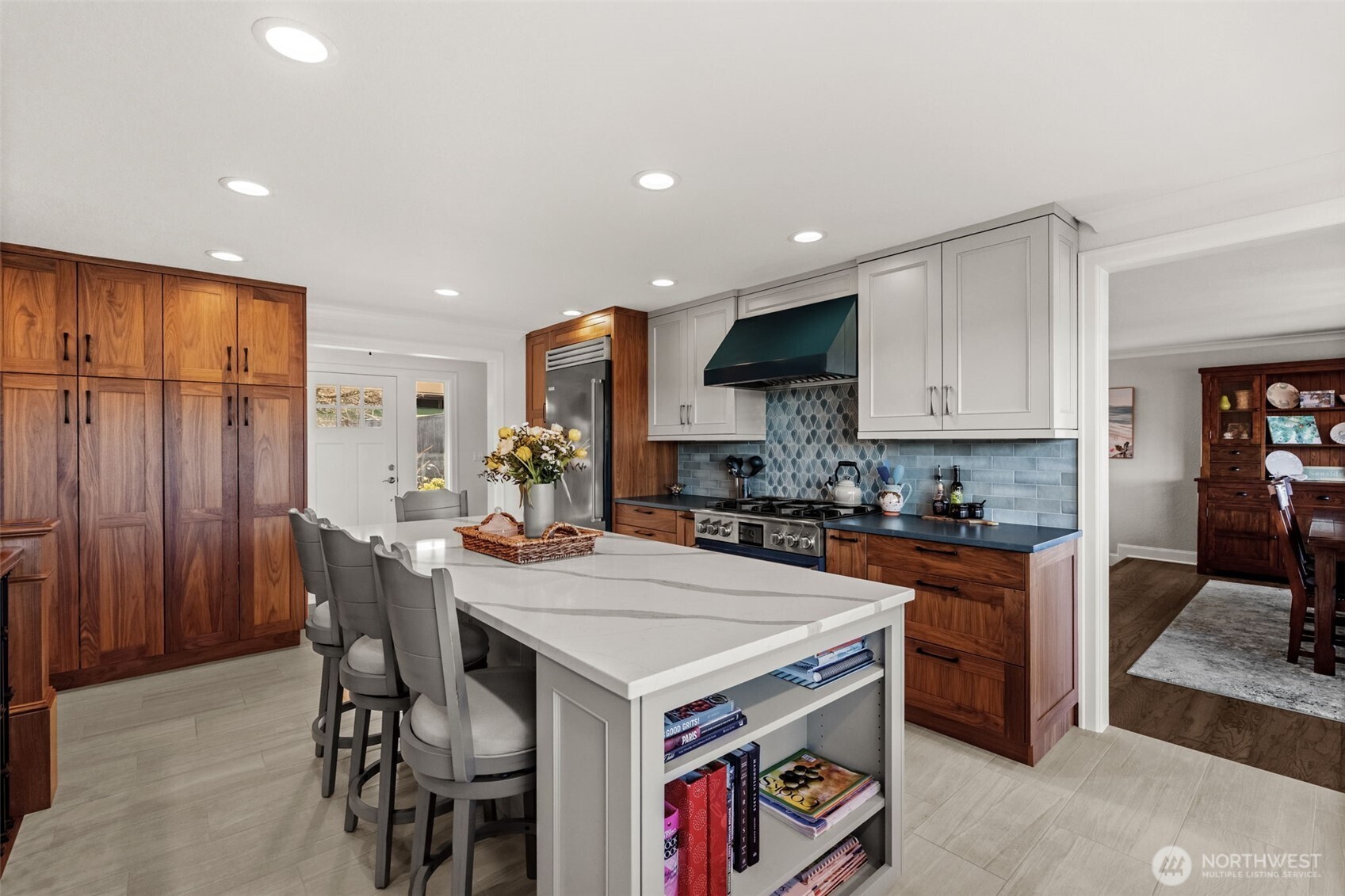 284 Bella Bella Drive , Fox Island, WA 98333