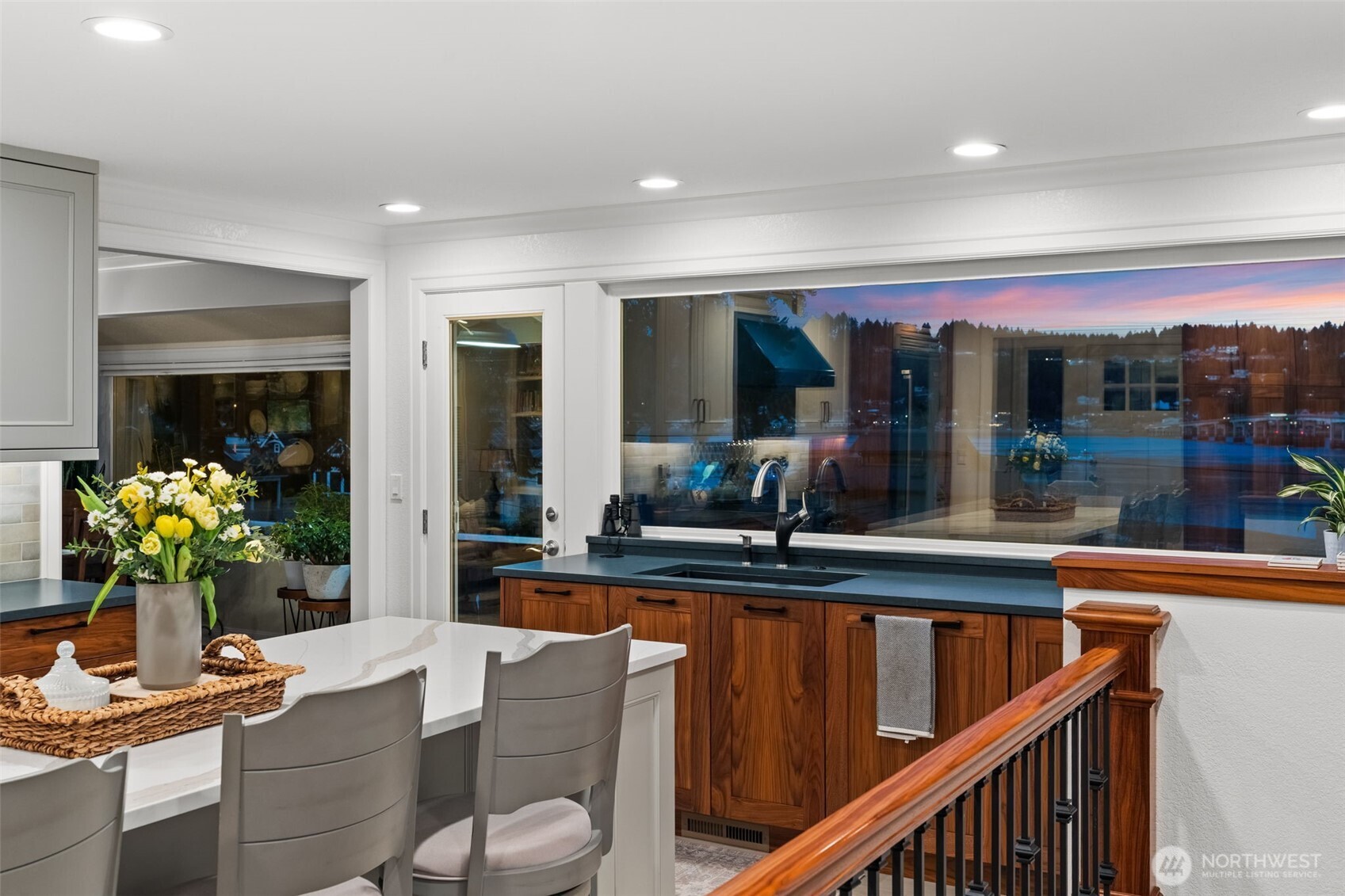 284 Bella Bella Drive , Fox Island, WA 98333