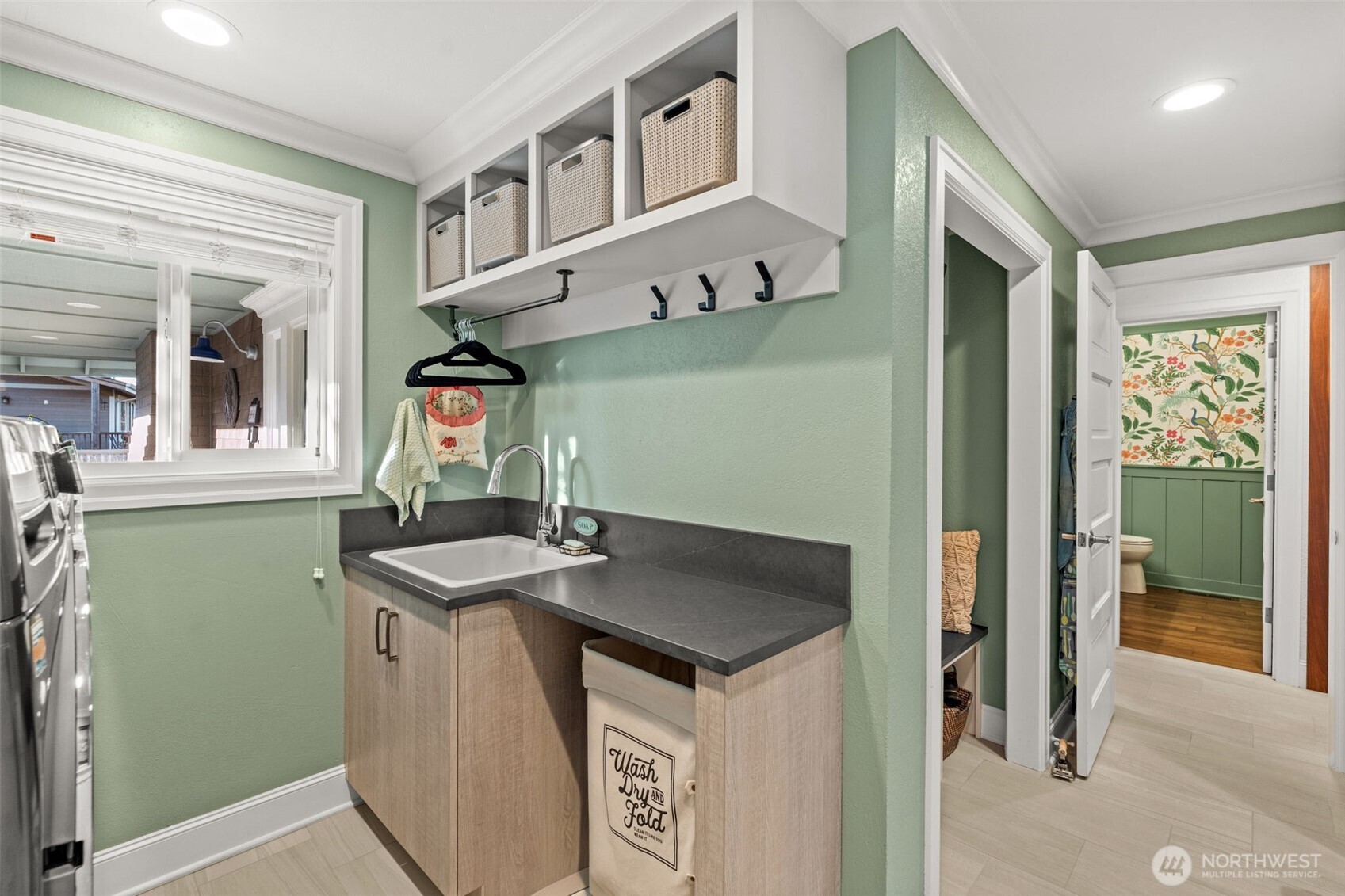 284 Bella Bella Drive , Fox Island, WA 98333