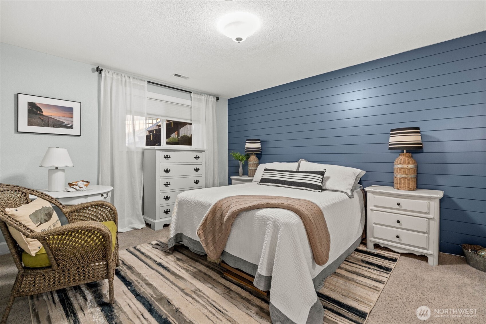 284 Bella Bella Drive , Fox Island, WA 98333