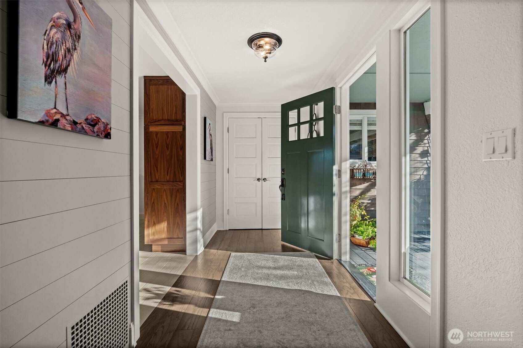 284 Bella Bella Drive , Fox Island, WA 98333