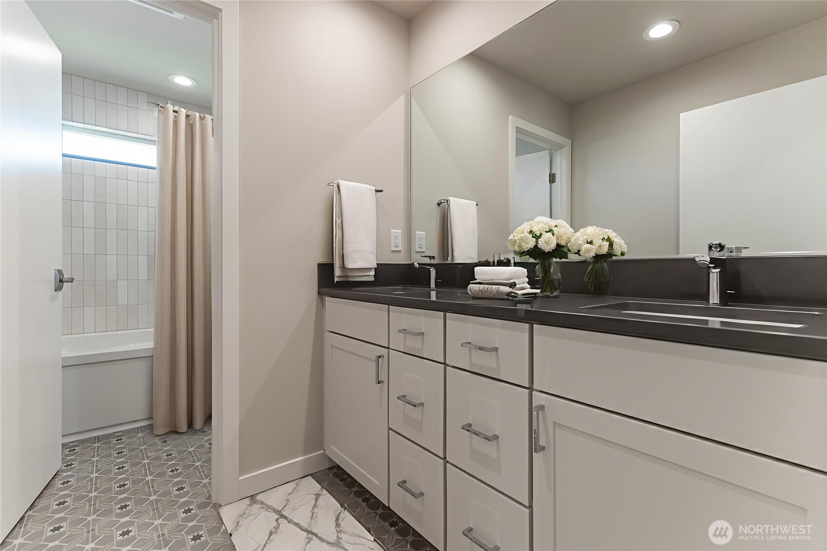 2908 N Yale Court , Ellensburg, WA 98926