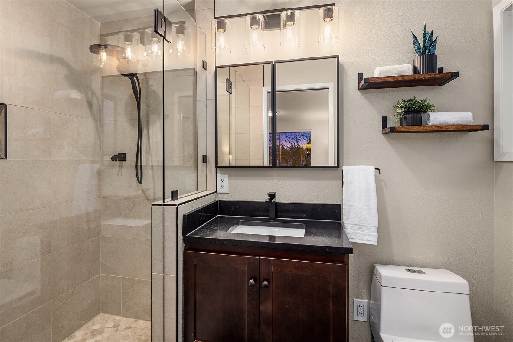 7407 180th Street SW, Edmonds, WA 98026