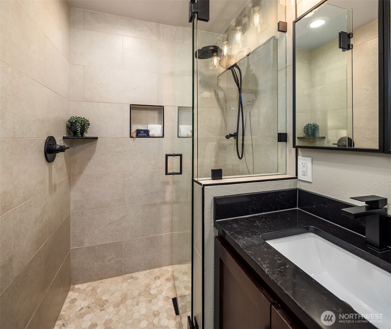 7407 180th Street SW, Edmonds, WA 98026