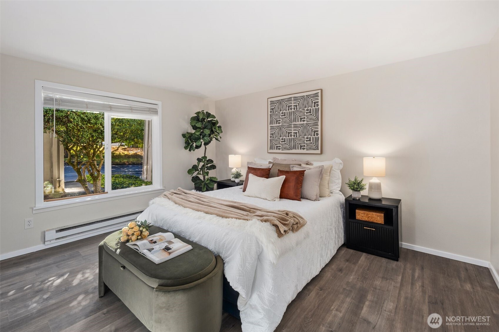 11104 NE 68th Street #A103, Kirkland, WA 98033