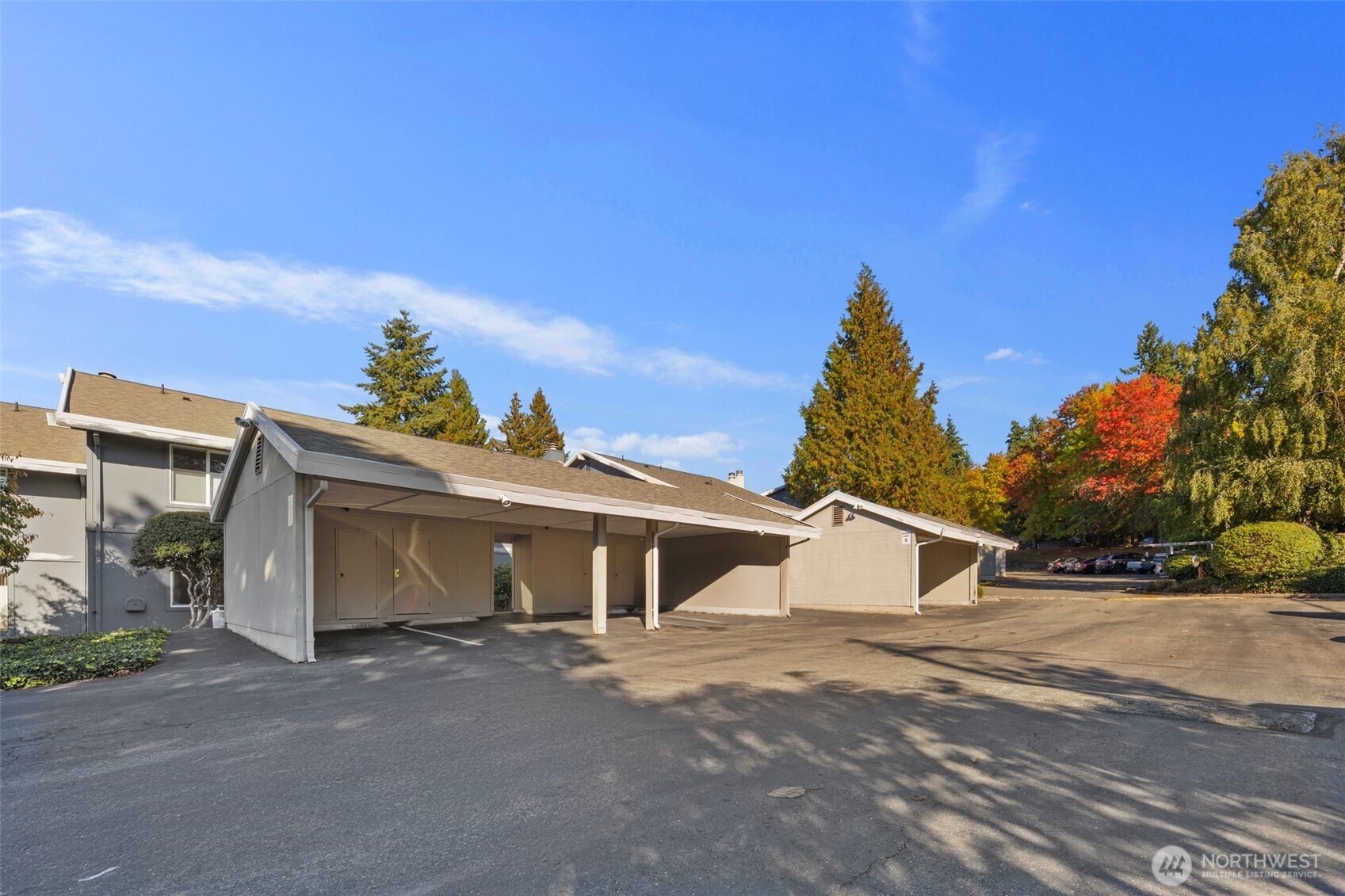11104 NE 68th Street #A103, Kirkland, WA 98033