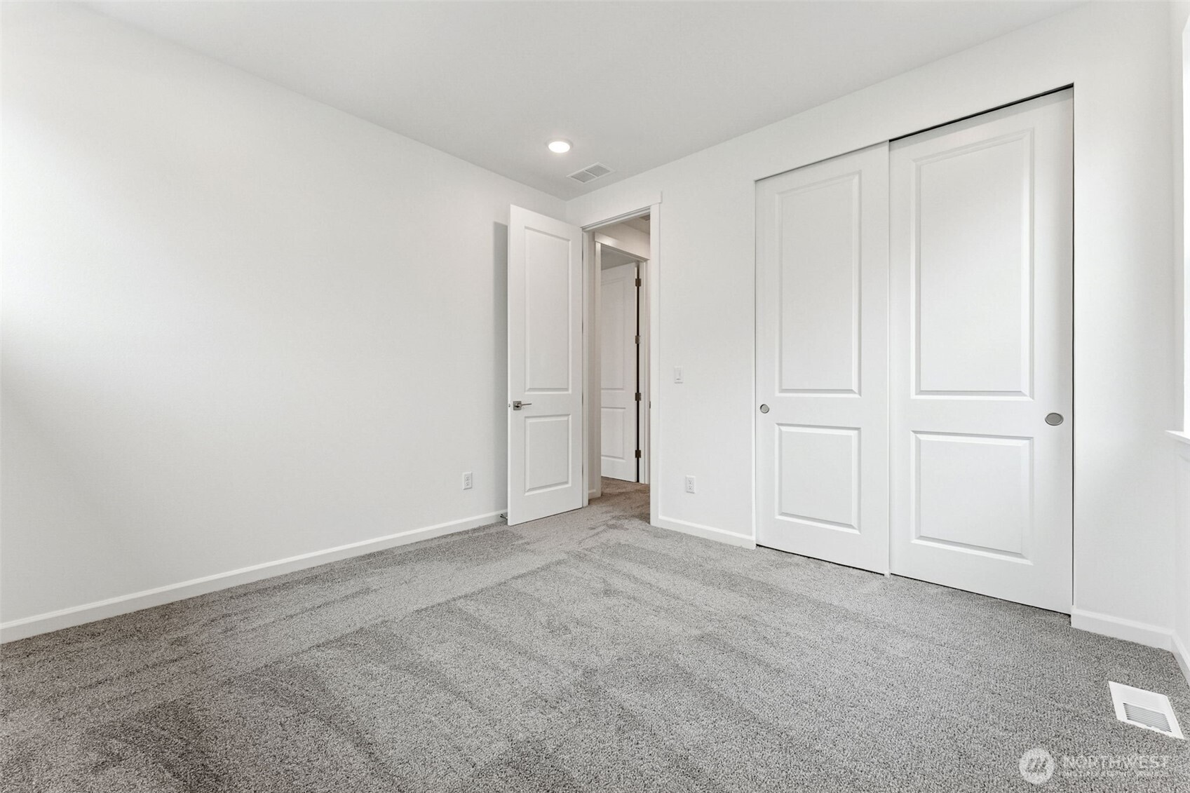 20332 150th Street E #589, Bonney Lake, WA 98391