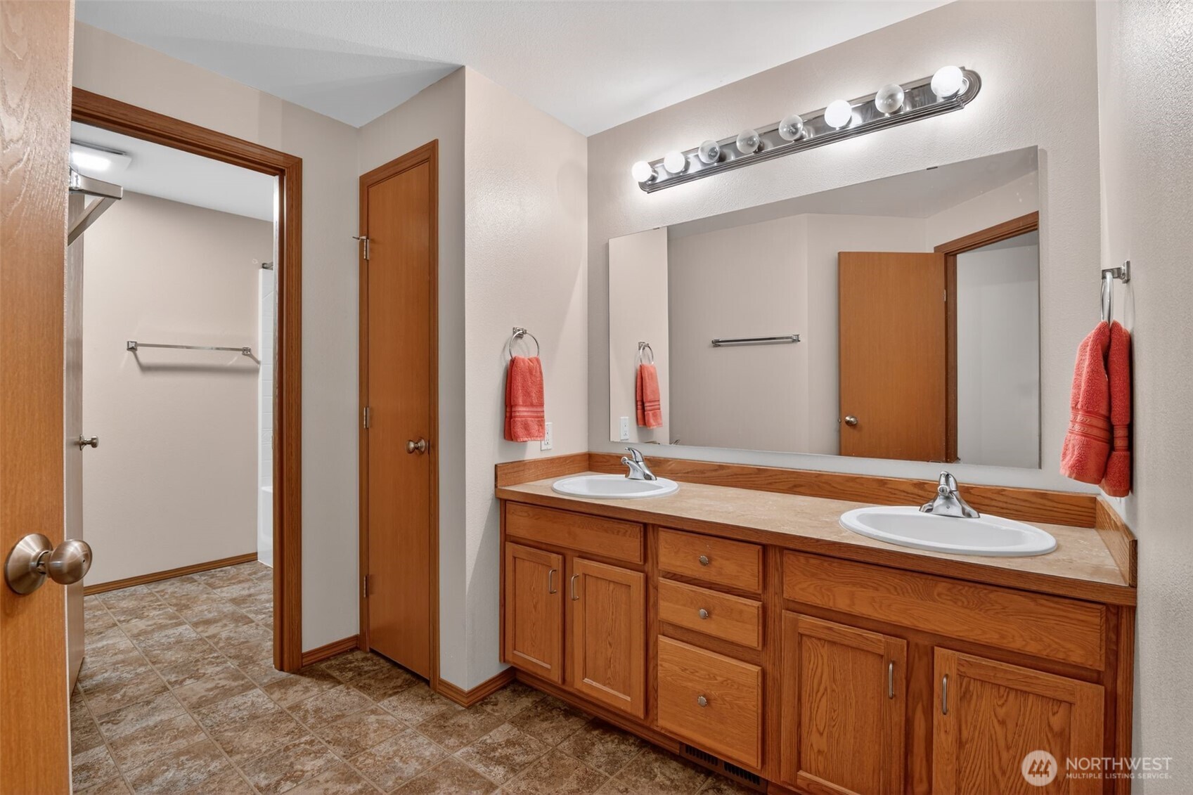 2830 SW Christmas Tree Lane , Port Orchard, WA 98367