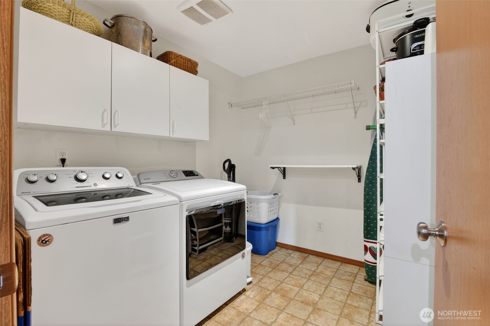 2830 SW Christmas Tree Lane , Port Orchard, WA 98367