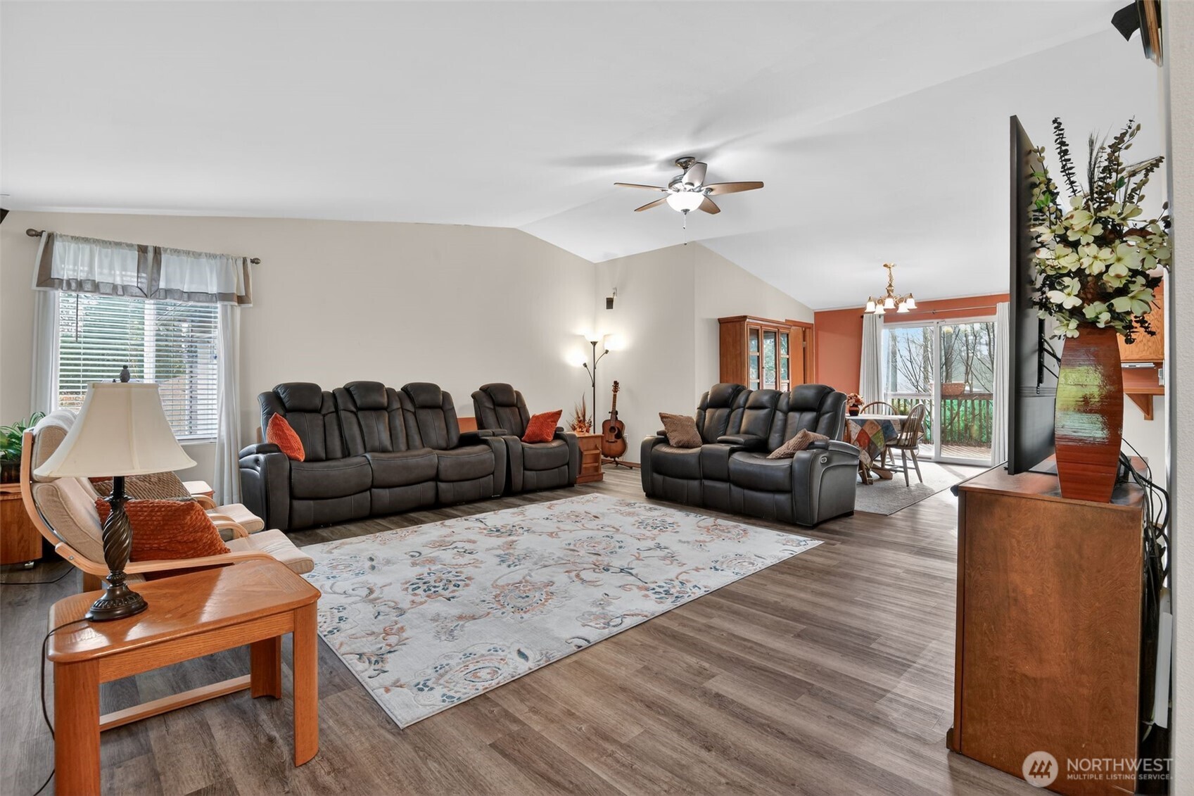 2830 SW Christmas Tree Lane , Port Orchard, WA 98367