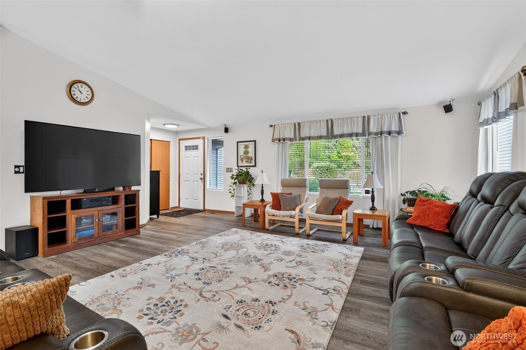 2830 SW Christmas Tree Lane , Port Orchard, WA 98367