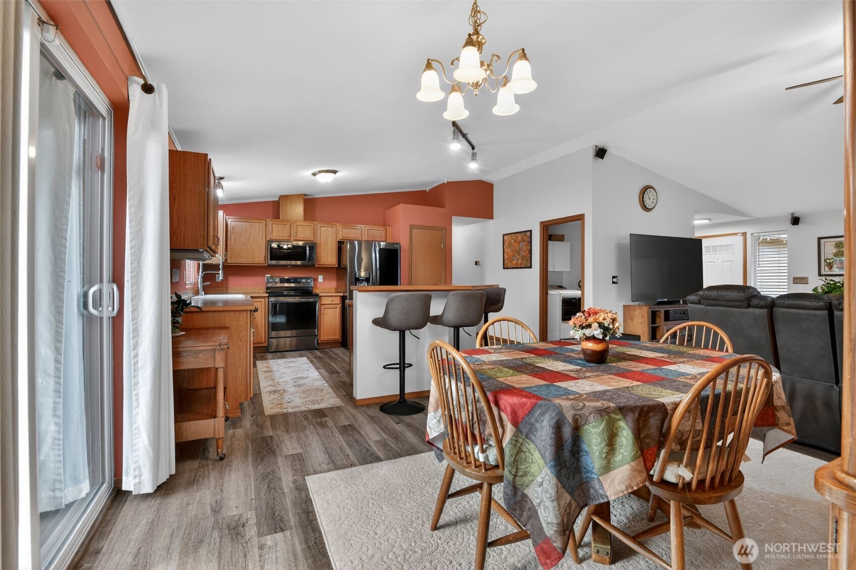 2830 SW Christmas Tree Lane , Port Orchard, WA 98367