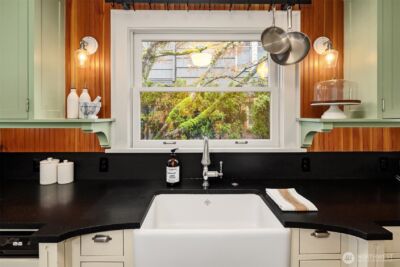 5728 34th Avenue NE, Seattle, WA 98105 - Photo 18