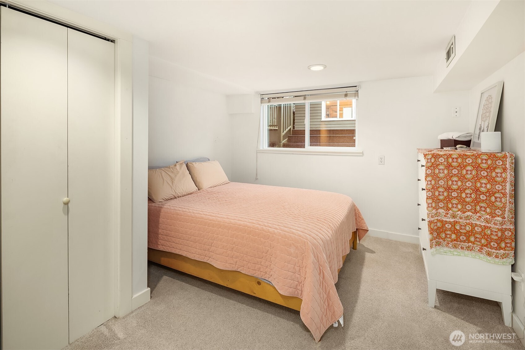 5728 34th Avenue NE, Seattle, WA 98105