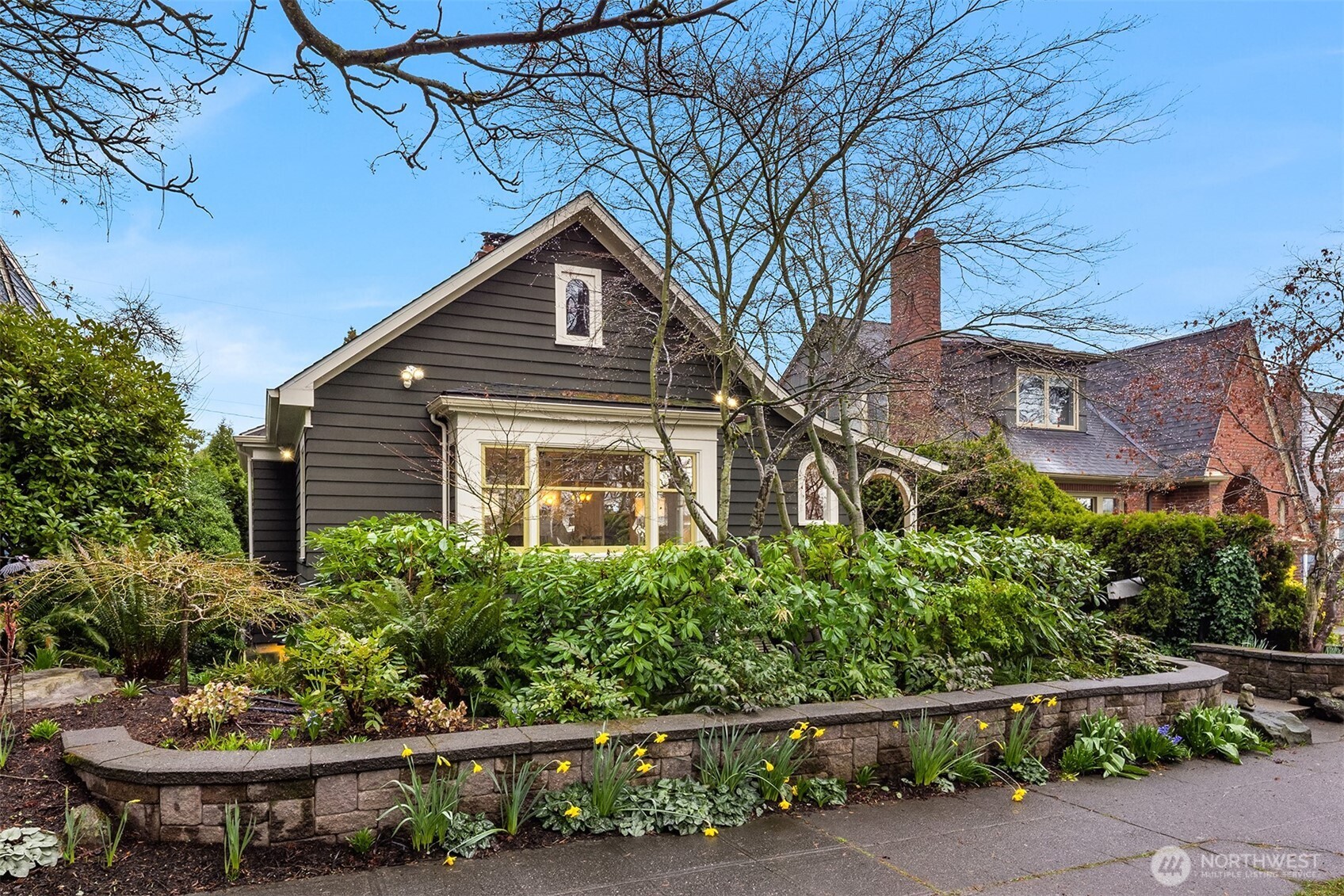 5728 34th Avenue NE, Seattle, WA 98105