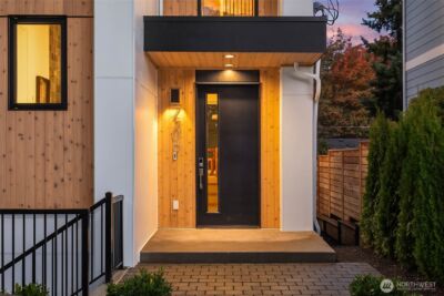 7506 18th Avenue NW, Seattle, WA 98117 - Photo 2