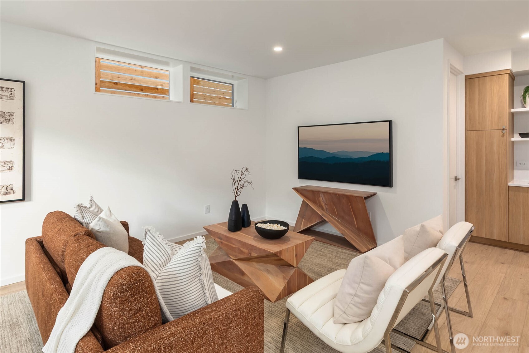 7506 18th Avenue NW, Seattle, WA 98117