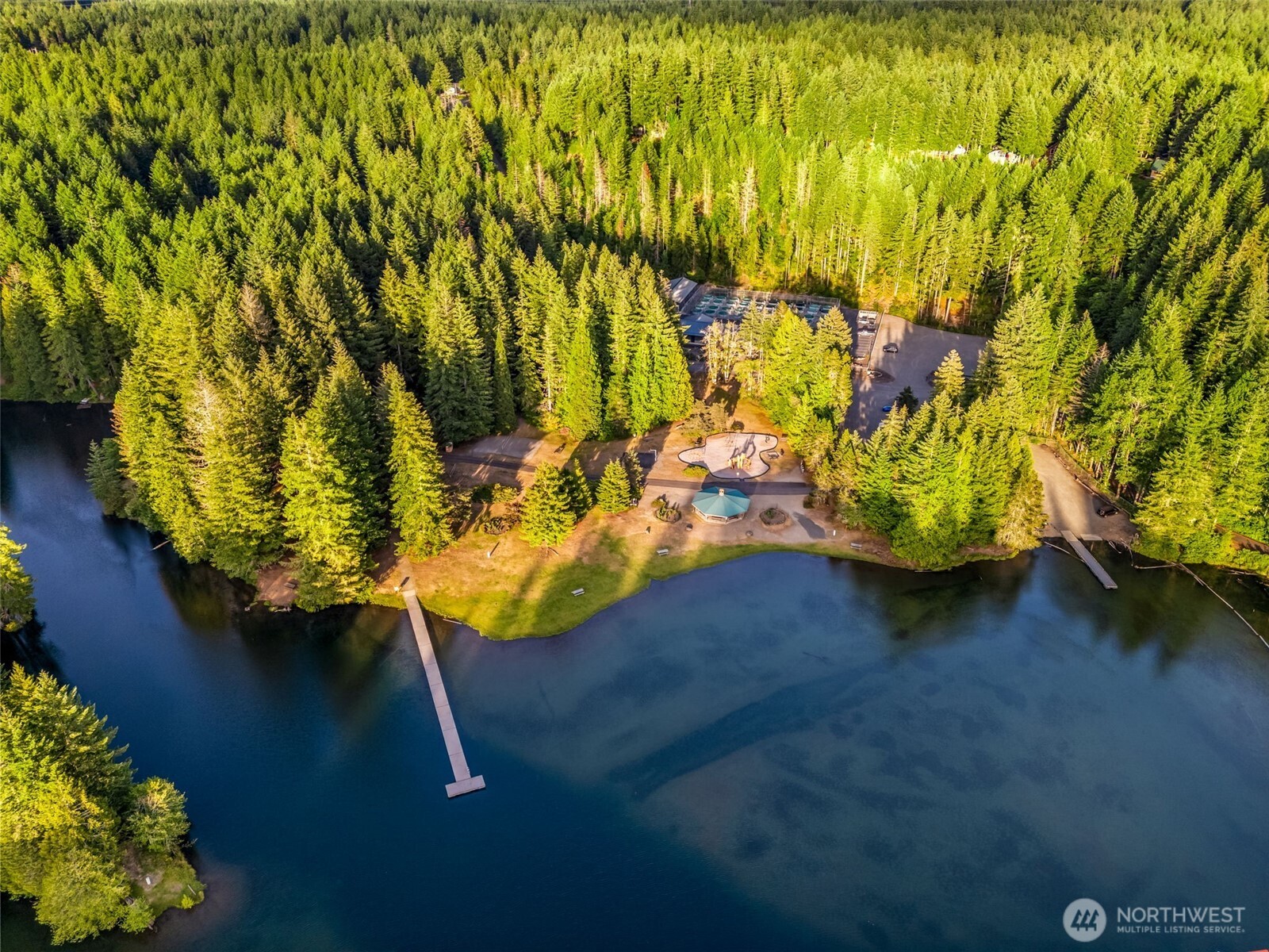 451 N Standstill Drive S, Hoodsport, WA 98548