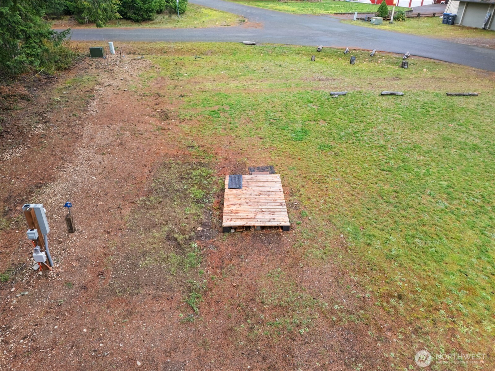 451 N Standstill Drive S, Hoodsport, WA 98548