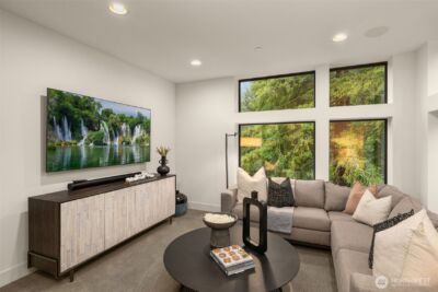 1215 96th Avenue SE, Bellevue, WA 98004 - Photo 30