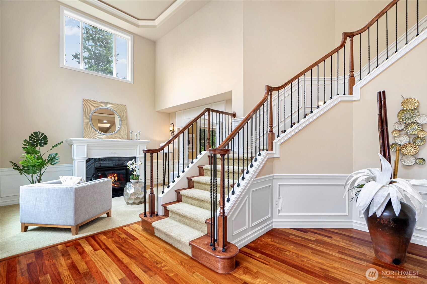 15025 SE 43rd Street , Bellevue, WA 98006