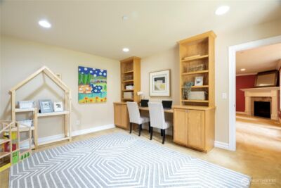 15025 SE 43rd Street , Bellevue, WA 98006 - Photo 23