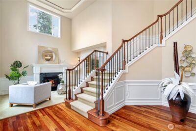 15025 SE 43rd Street , Bellevue, WA 98006 - Photo 3