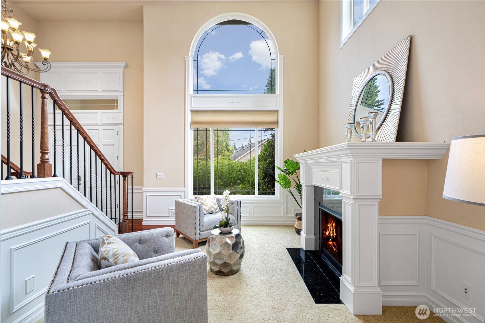 15025 SE 43rd Street , Bellevue, WA 98006