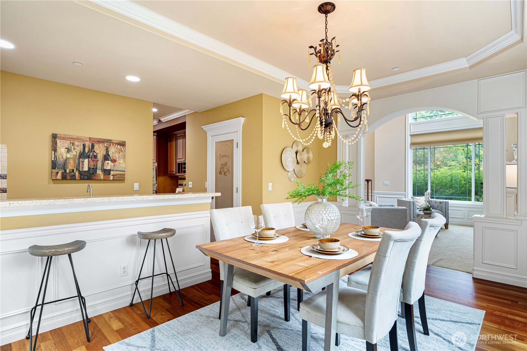 15025 SE 43rd Street , Bellevue, WA 98006