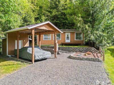 451 SE Alpine Avenue , Shelton, WA 98584