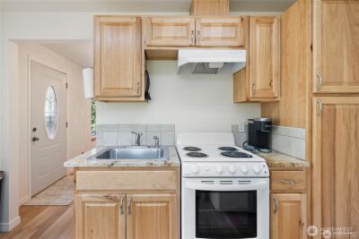 451 SE Alpine Avenue , Shelton, WA 98584 - Photo 7