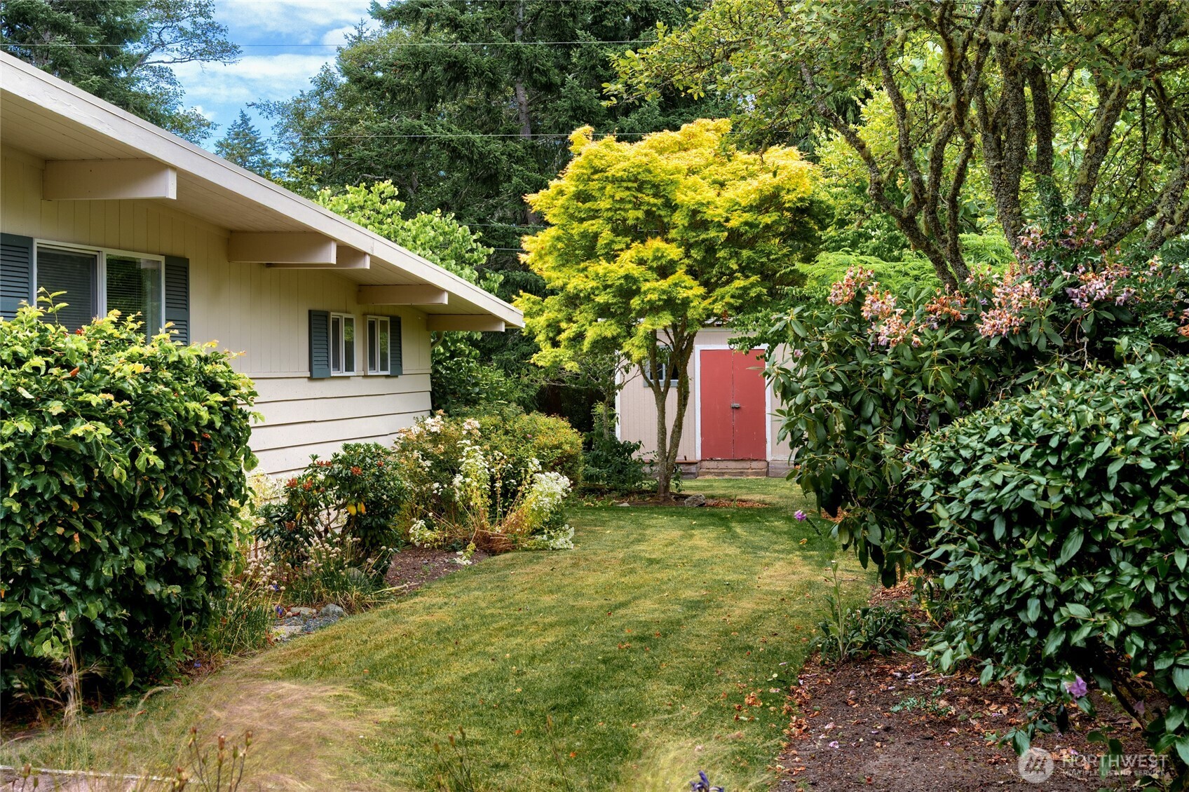 3360 N Green Road , Oak Harbor, WA 98277