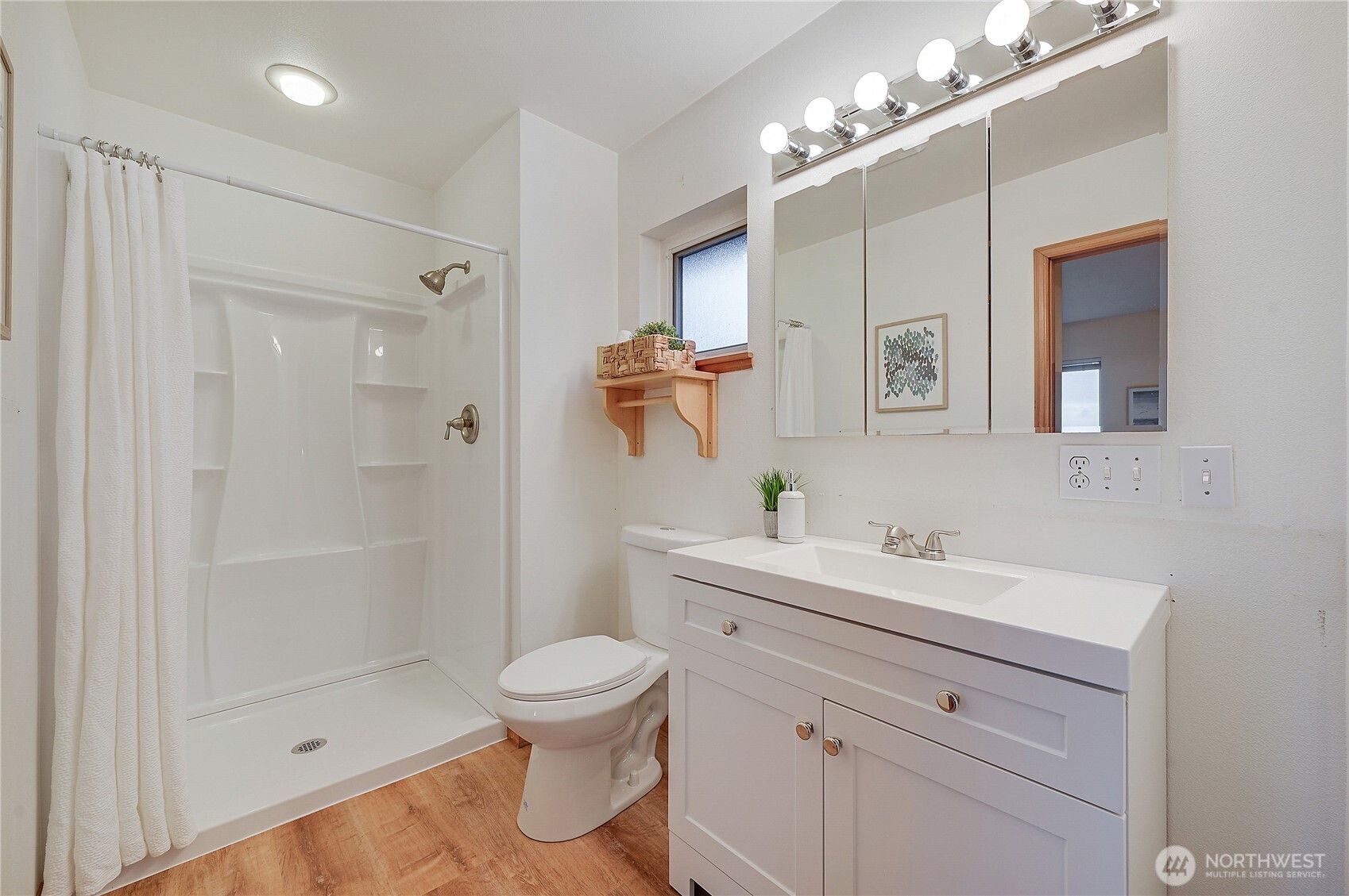 320 N North Street , Sequim, WA 98382